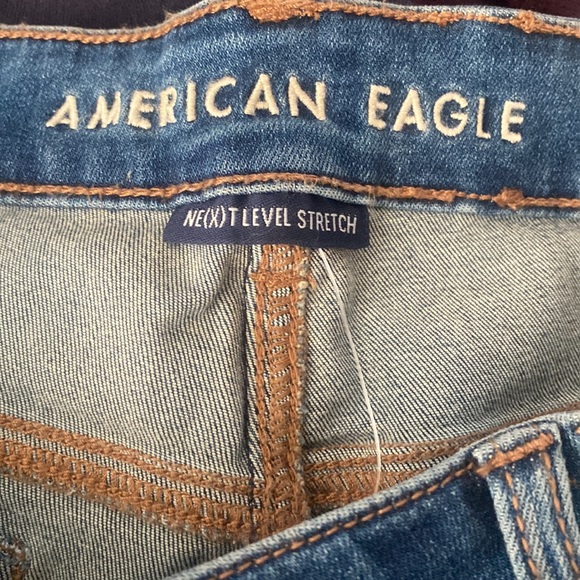 NWT American Eagle π¦
Next Level Stretch MIDI Denim Shorts - Picture 4 of 10